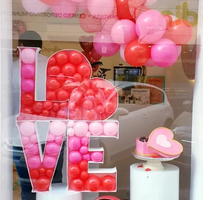 Decoraciones con globos San Valentín - Tabatha Pasteleria
